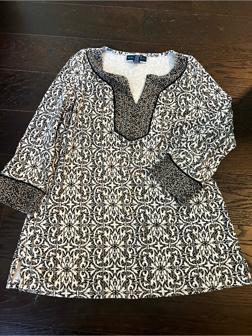 Karen Scott Black and White Printed Tunic